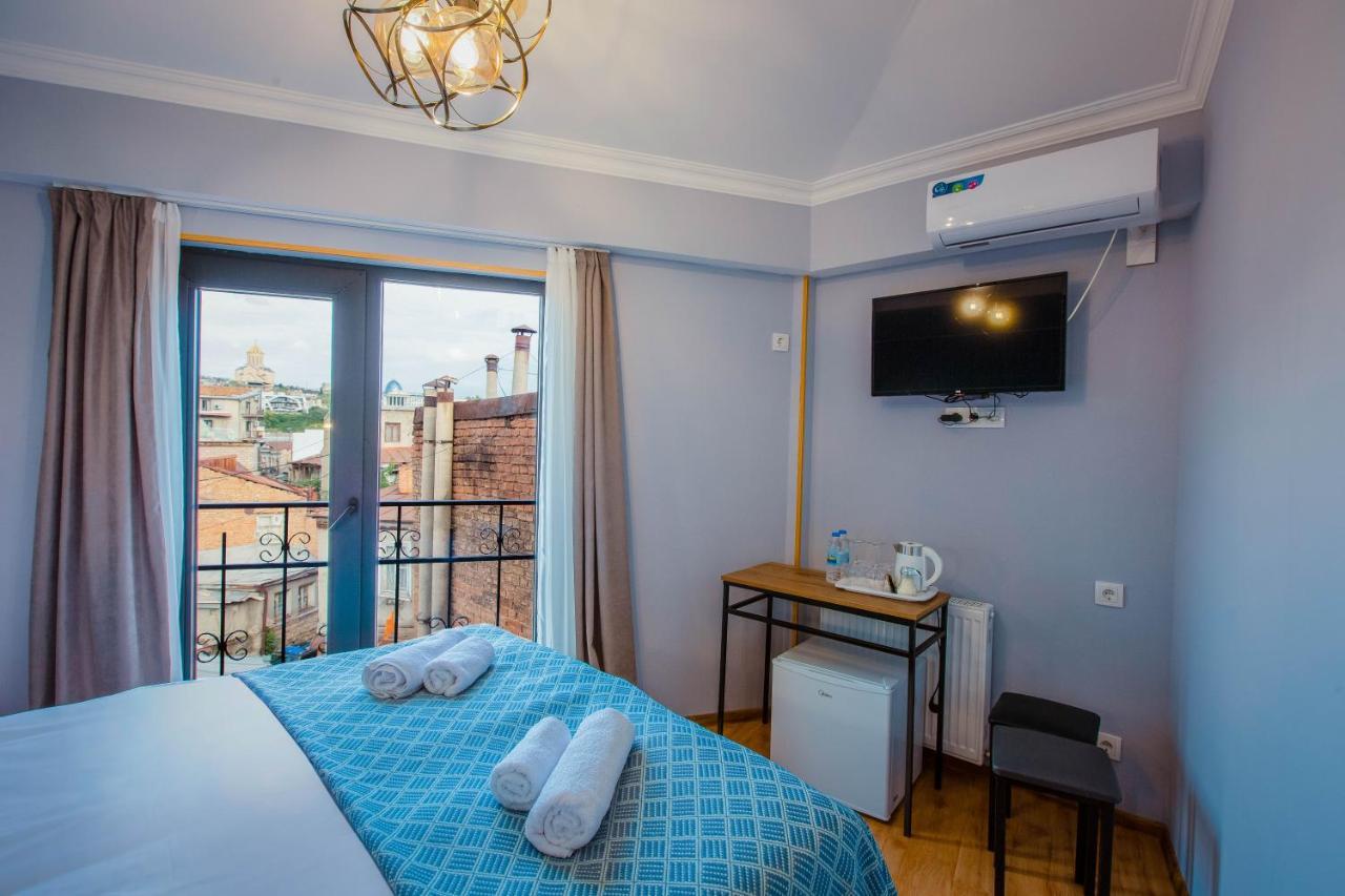 Central Gate Hotel In Heart Of Tbilisi Exterior foto
